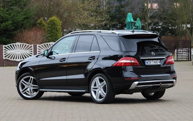 Mercedes-Benz ML cena 89900 przebieg: 207000, rok produkcji 2014 z Golub-Dobrzyń małe 232